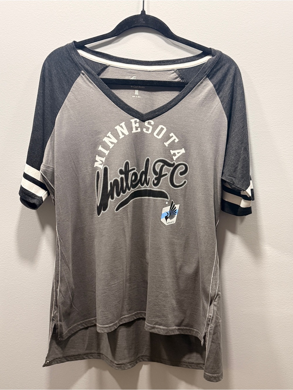 Gray and Black V-Neck Raglan Minnesota United FC Women's Jersey Top